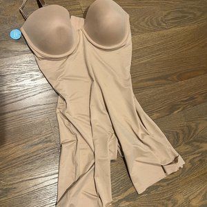 NWT Spanx Suit Your Fancy Bodysuit Size L